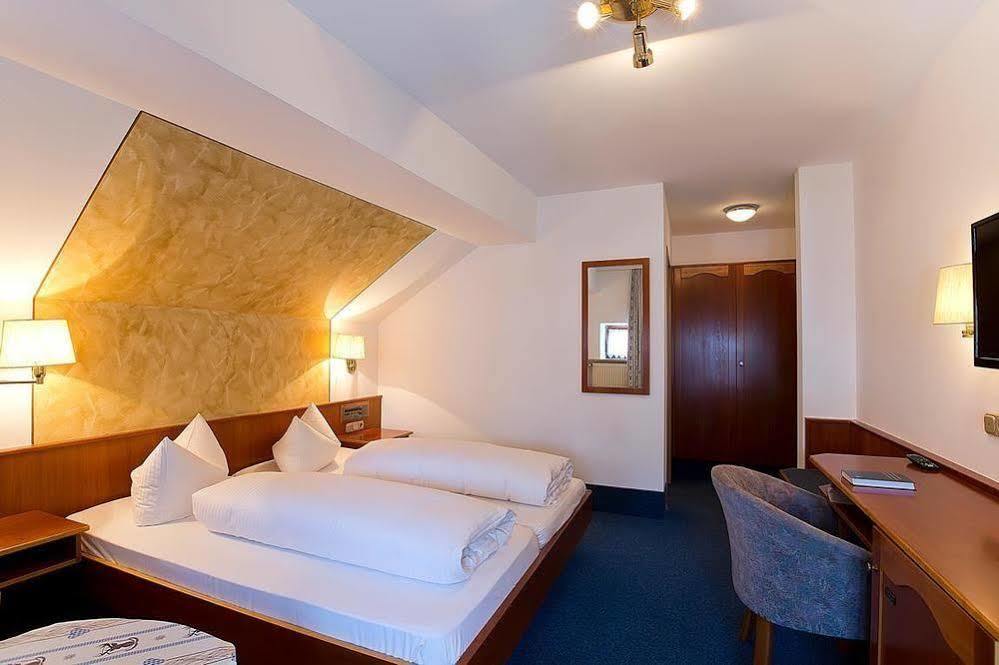 Hotel Am Markt Greding Kültér fotó